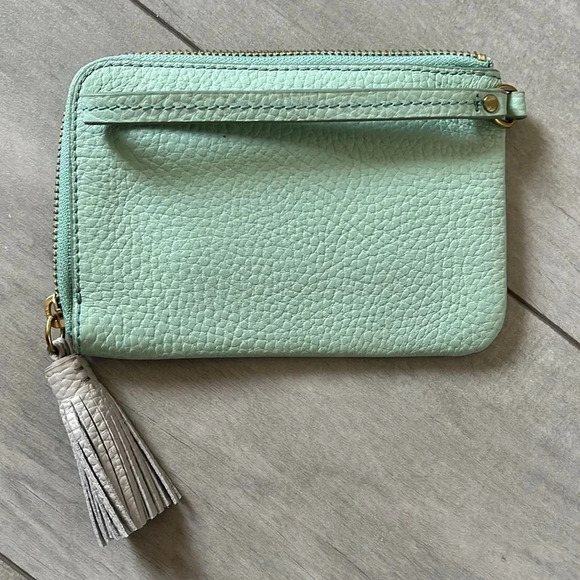 🩵HOST PICK FOSSIL NWT Leather Wristlet Wallet - Picture 6 of 6